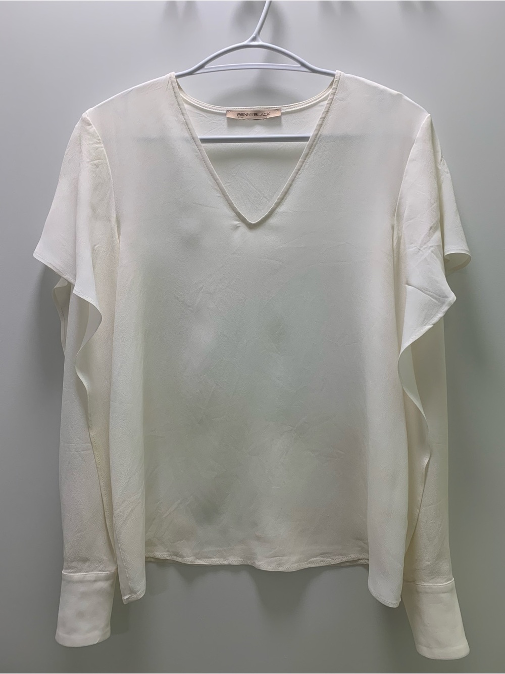 Light Cream V-Neck Blouse with Flowing Sleeves size S, 100% silk.